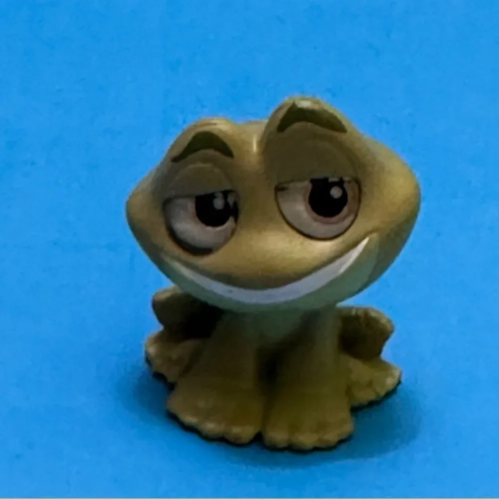 Disney Doorables Prince Frog mini figure